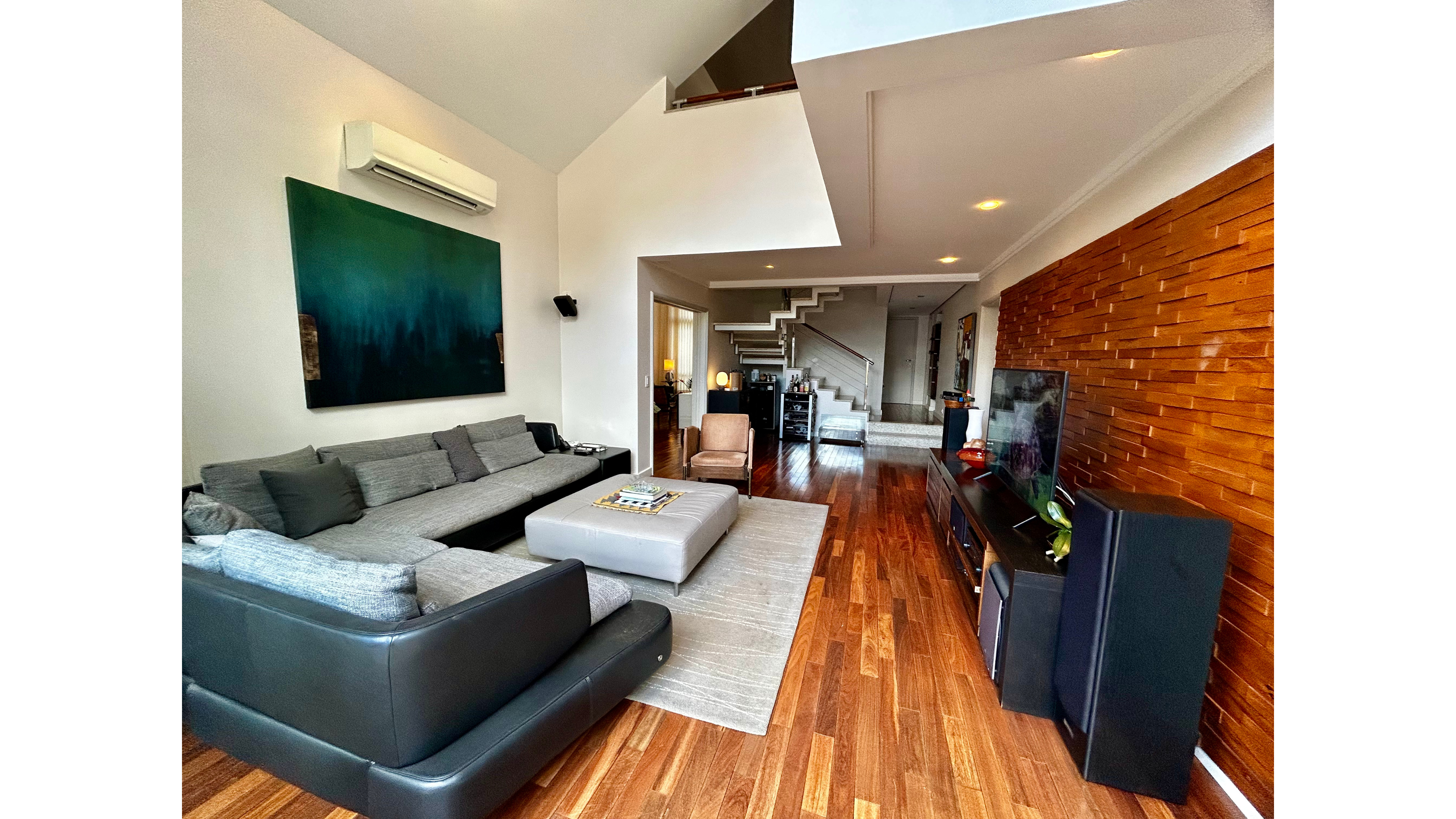 Imagens do imóveis Casa com 4 dormitórios à venda, 700 m² por R$ 3.850.000,00 - Condomínio Recanto Pitanguá - Londrina/PR