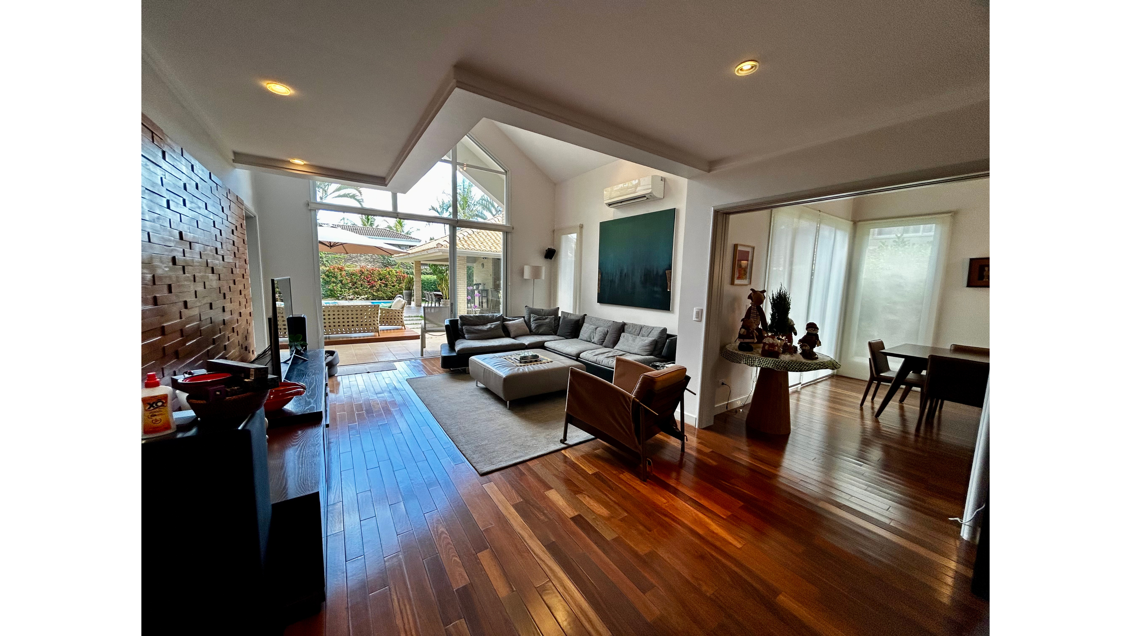 Imagens do imóveis Casa com 4 dormitórios à venda, 700 m² por R$ 3.850.000,00 - Condomínio Recanto Pitanguá - Londrina/PR