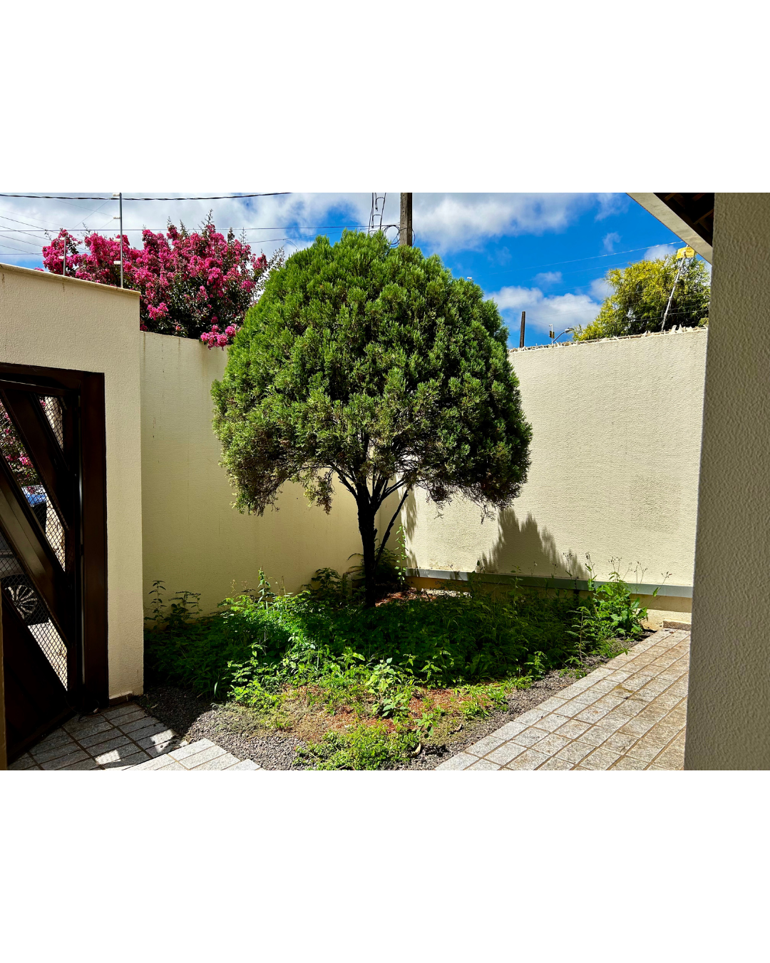 Imagens do imóveis Casa com 4 dormitórios à venda, 330 m² por R$ 1.550.000,00 - Próximo ao Lago - Monções - Londrina/PR