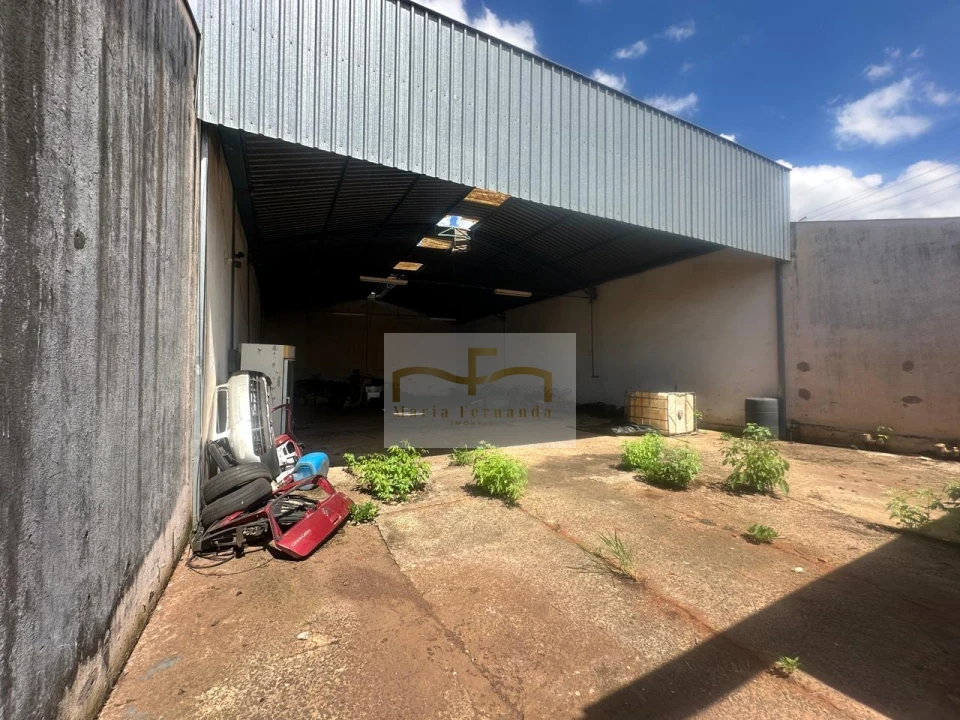 Imagens do imóveis Barracão para locação , 200 m² por R$5.000,00 - Zona Norte - Londrina/PR