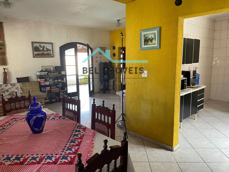 Imagens do imóveis Excelente casa térrea próximo à praia