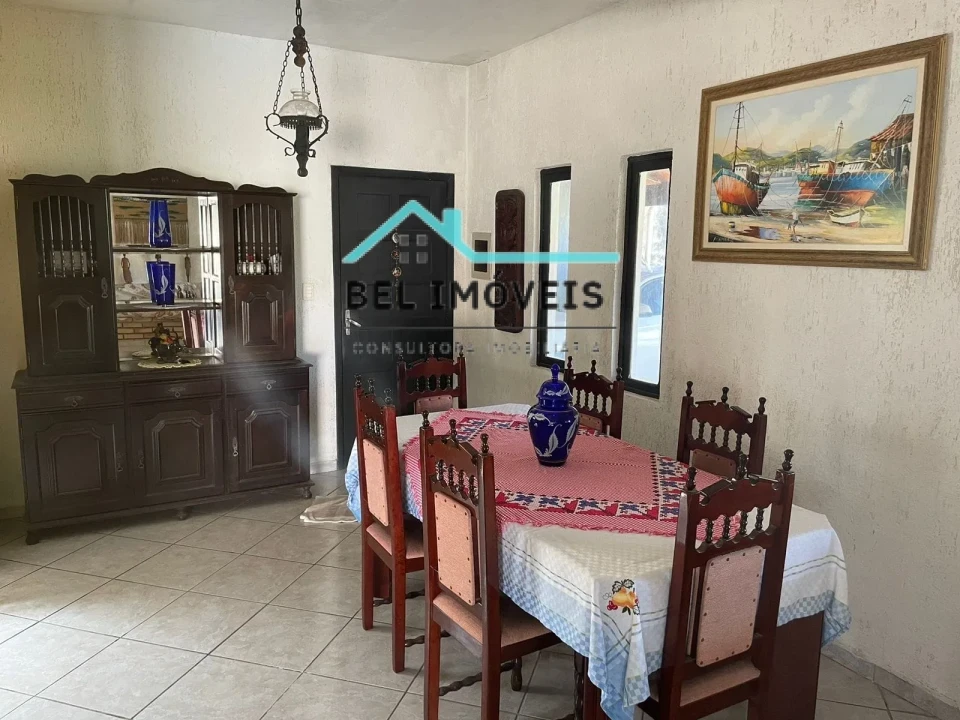 Imagens do imóveis Excelente casa térrea próximo à praia