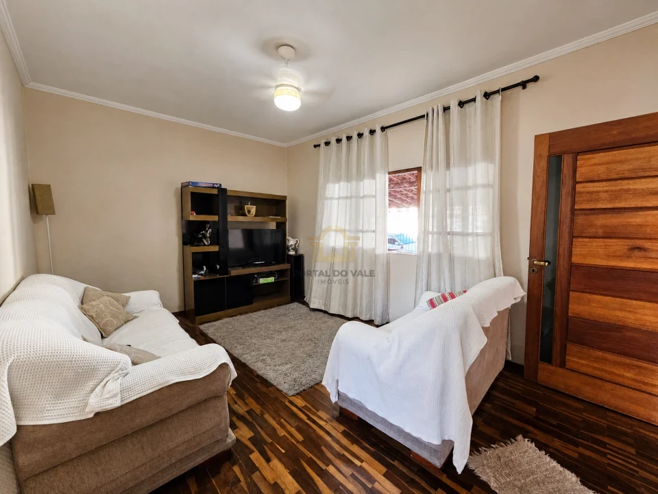 Imagens do imóveis Casa 3 Dorms (2 suítes) e 5 vagas - Jardim Oriente