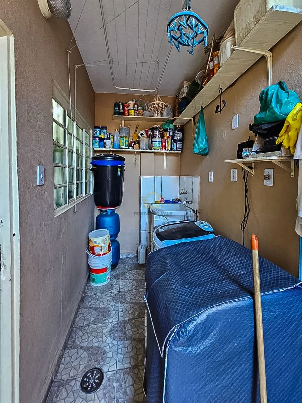 Imagens do imóveis Casa 2 Dorms + Edicula - Jd Portugal / Bq Eucaliptos