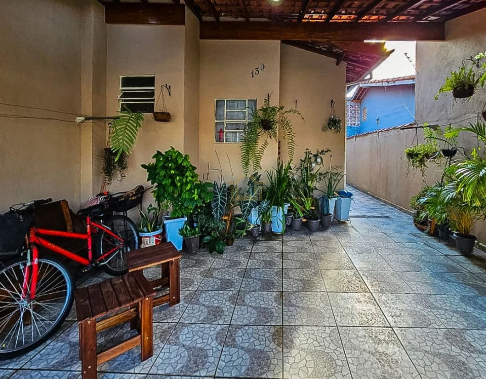 Imagens do imóveis Casa 2 Dorms + Edicula - Jd Portugal / Bq Eucaliptos