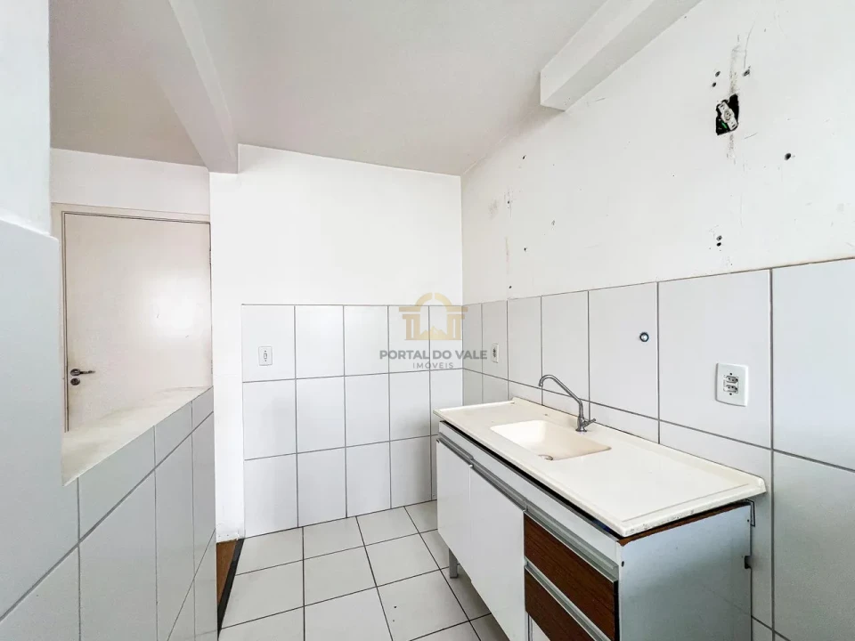 Apto 2 Dorms com elevador Pq Industrial
