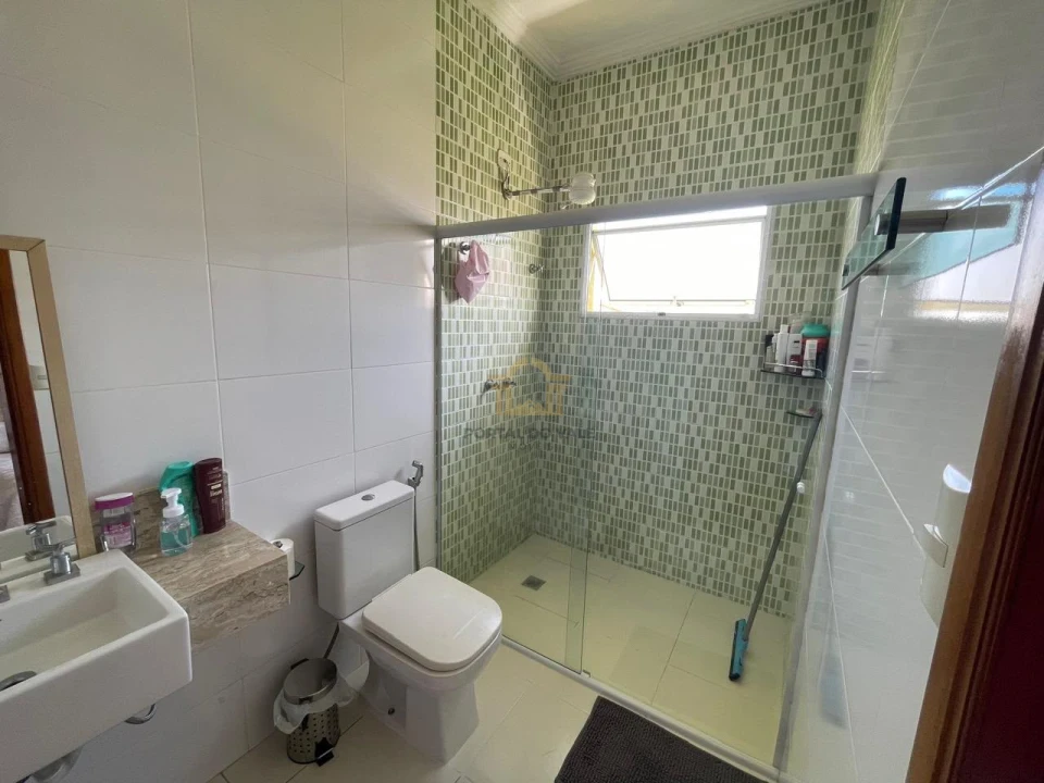 Imagens do imóveis Sobrado de Lote Inteiro no Vista Verde