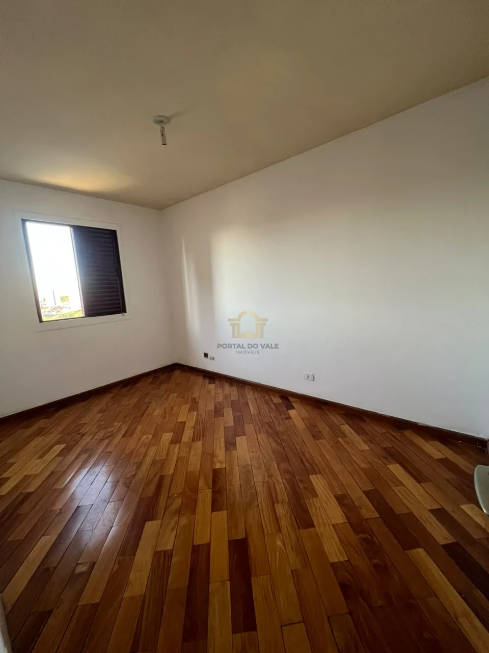Imagens do imóveis Apto 2 Dorms / Sacada / Elevador - Pq Industrial