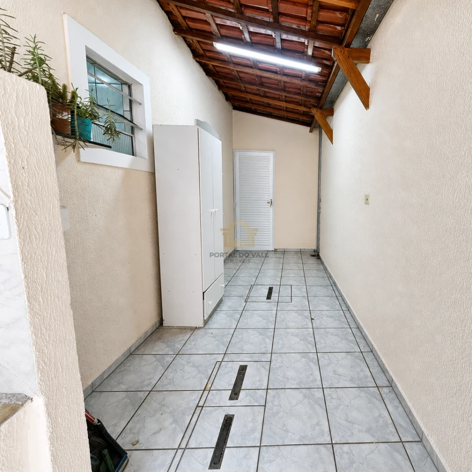 Imagens do imóveis Casa 2 Dorms no Pq Industrial - 156m² Terreno