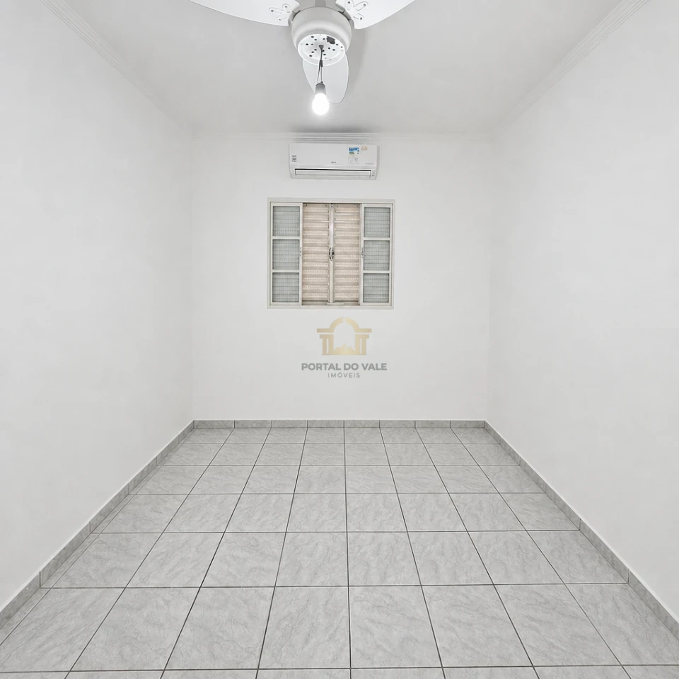 Imagens do imóveis Casa 2 Dorms no Pq Industrial - 156m² Terreno