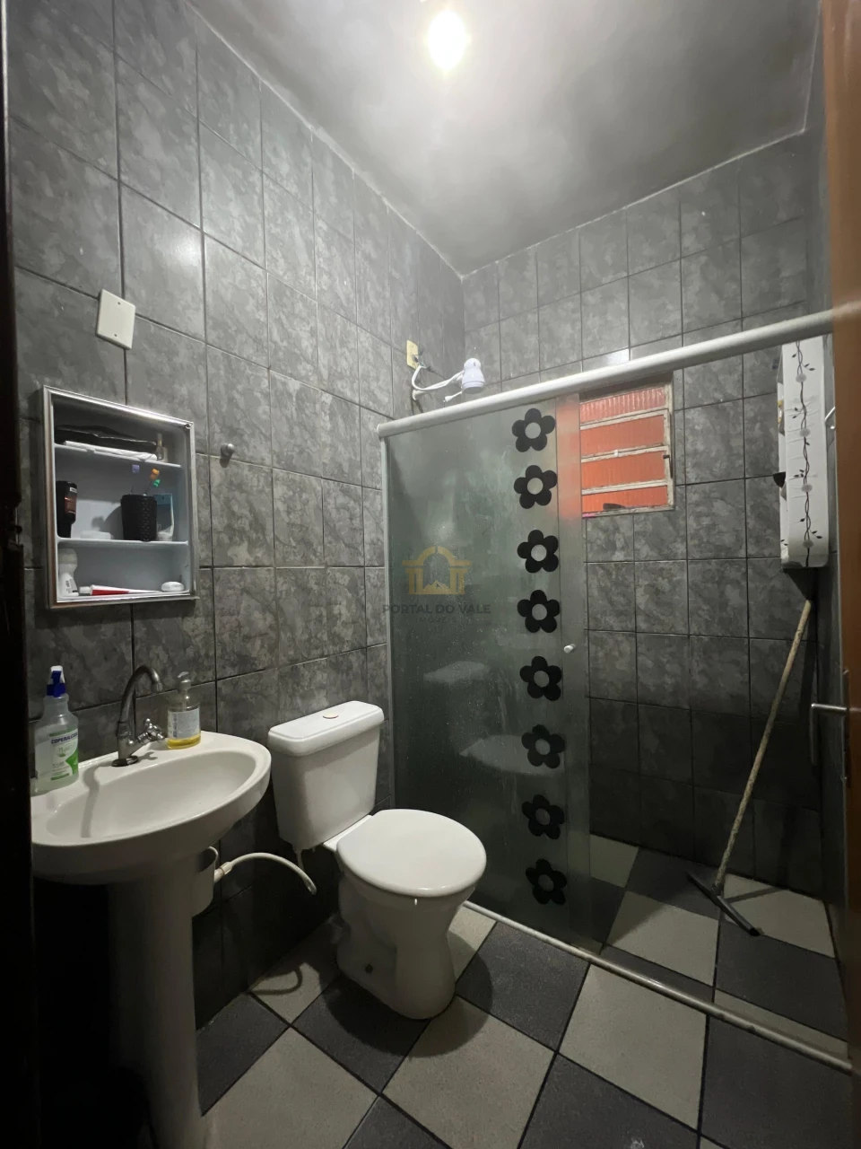 Imagens do imóveis Casa 2 Dorms / 2 vagas - Campos de São José