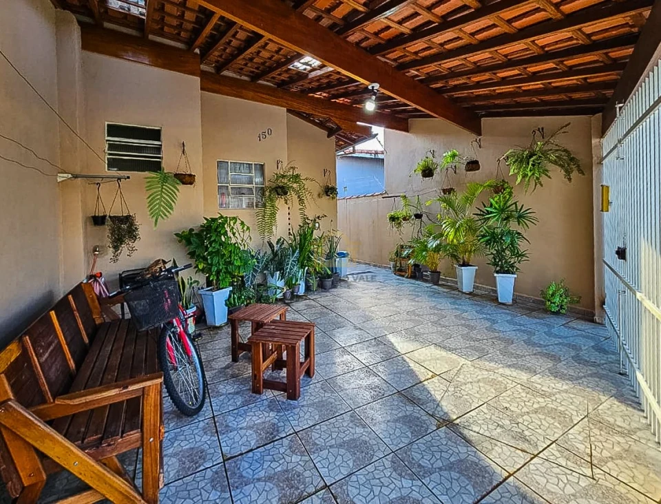 Imagens do imóveis Casa 2 Dorms + Edicula - Jd Portugal / Bq Eucaliptos