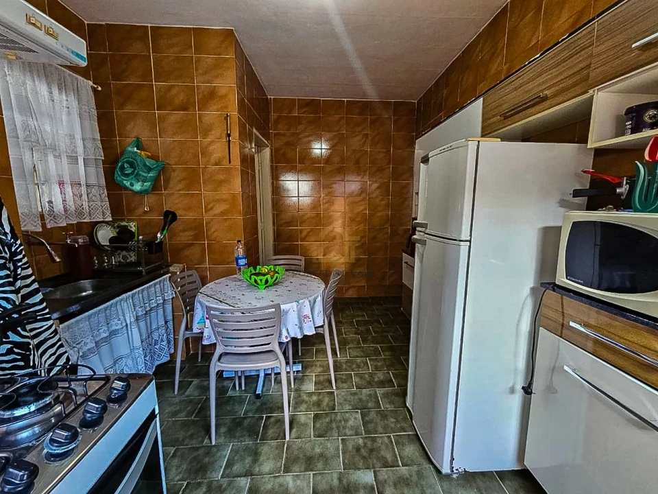 Imagens do imóveis Casa 2 Dorms + Edicula - Jd Portugal / Bq Eucaliptos