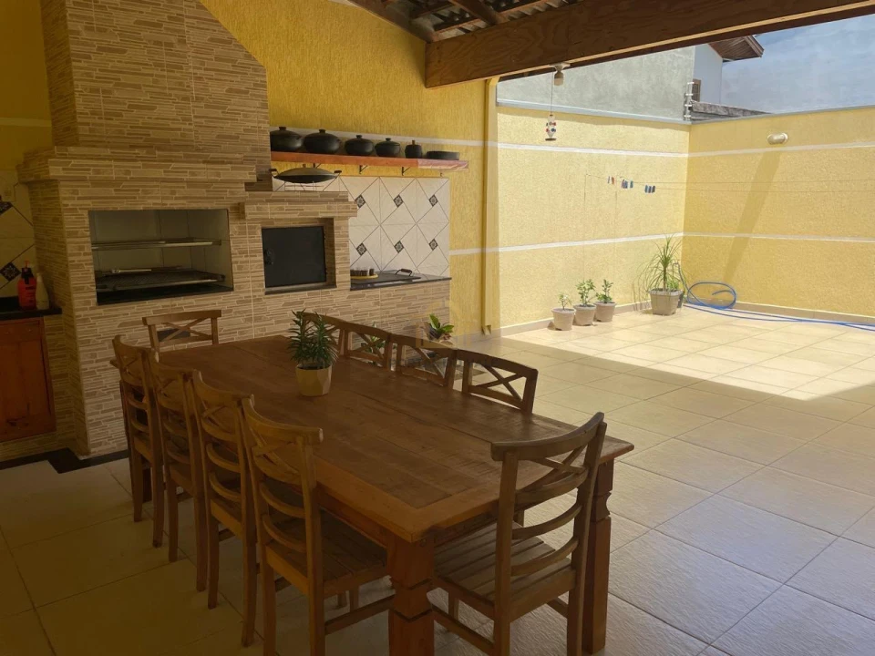 Imagens do imóveis Sobrado de Lote Inteiro no Vista Verde