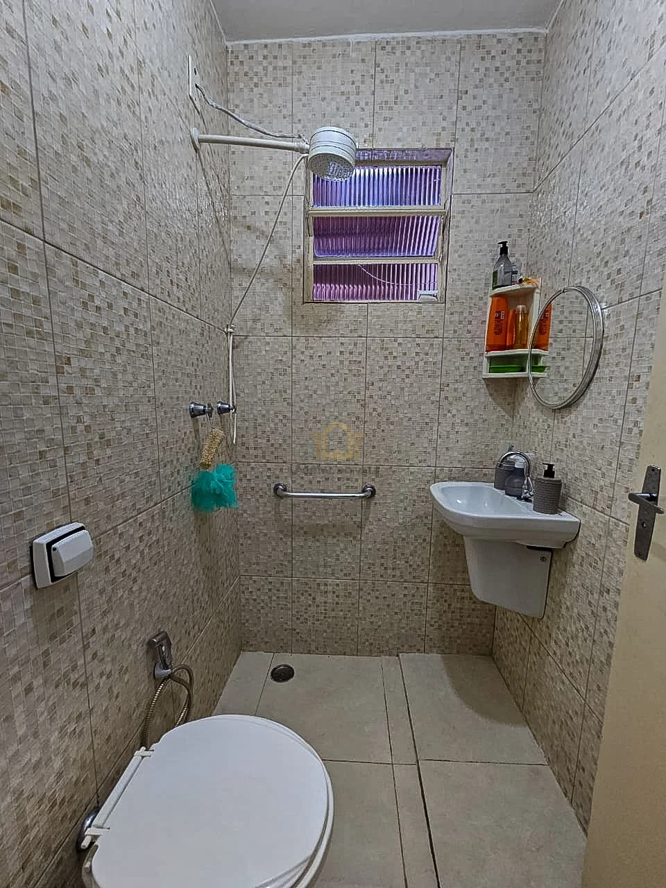 Imagens do imóveis Casa 2 Dorms + Edicula - Jd Portugal / Bq Eucaliptos
