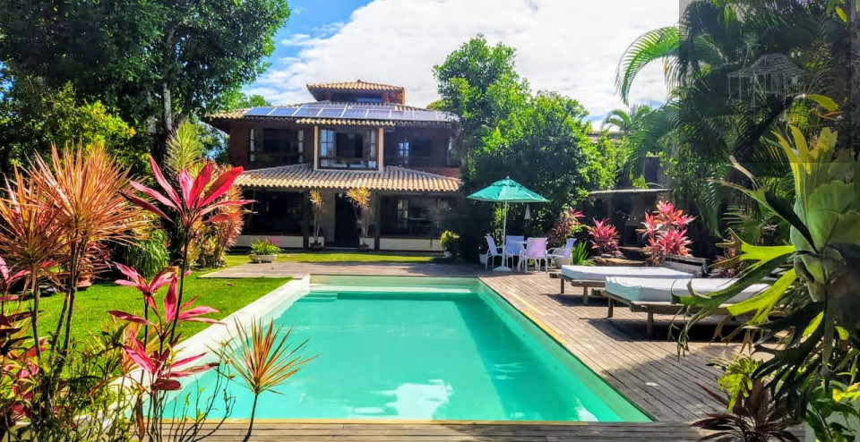 Imagens do imóveis CASA A 500 M DA PRAIA COM PISCINA E AREA GOURMET