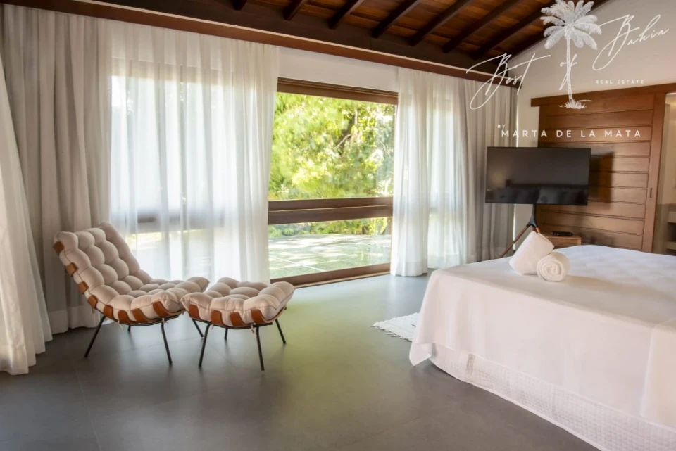 Imagens do imóveis CASA DE 7 SUITES EM CONDOMINO PE NA AREIA