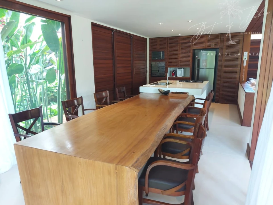 Imagens do imóveis CASA COM 4 SUITES NO MELHOR  CONDOMÍNIO PÉ NA AREIA EM ARRAIAL D' AJUDA