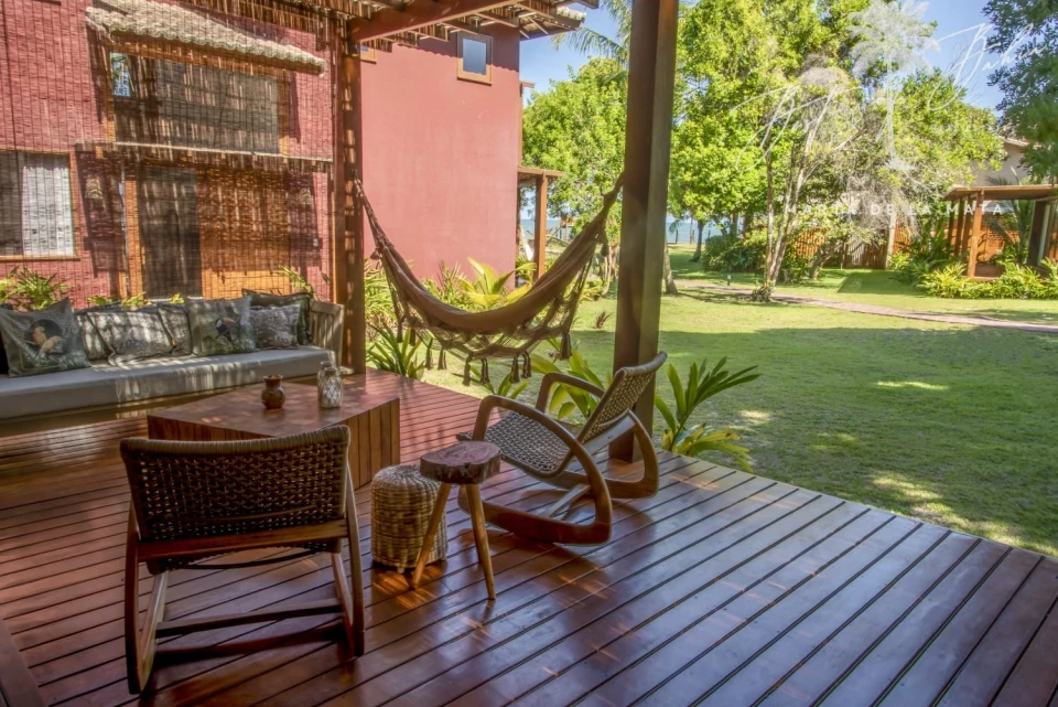 Imagens do imóveis CASA DE 7 SUITES EM CONDOMINO PE NA AREIA