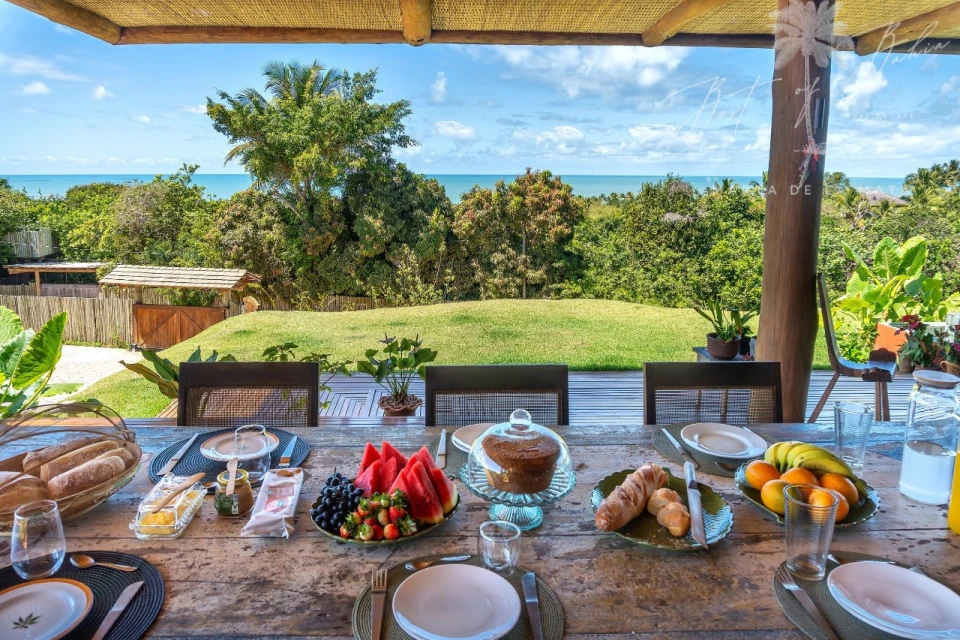 Imagens do imóveis ALUGA-SE CASA EM TRANCOSO COM 5 SUÍTES VISTA MAR – DISPONÍVEL DE 10 A 28/01