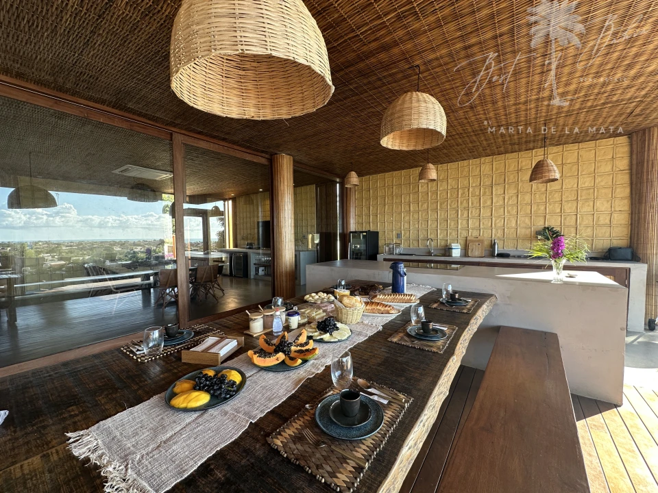 Imagens do imóveis ALUGA-SE CASA RECANTO DO MAR – 7 SUÍTES, QUADRA DE BEACH TENNIS E LAZER COMPLETO