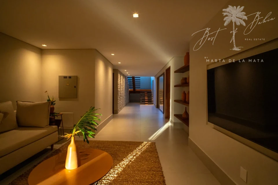 Imagens do imóveis Descubra a Casa Reserva dos Sonhos no Alto do Mucugê. Mansão exclusiva com 9 suítes, espetacular vista para o mar e mata, piscina infinita e spa.