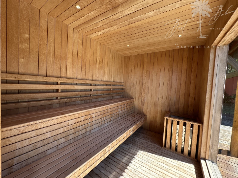 Imagens do imóveis ALUGA-SE CASA RECANTO DO MAR – 7 SUÍTES, QUADRA DE BEACH TENNIS E LAZER COMPLETO