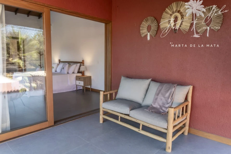 Imagens do imóveis CASA DE 7 SUITES EM CONDOMINO PE NA AREIA