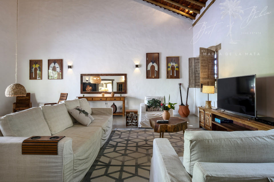Imagens do imóveis CASA DE LUXO PARA ALUGUEL DE TEMPORADA E VENDA  EM TRANCOSO - 6 SUÍTES - CONDOMÍNIO ALTOS DE TRANCOSO