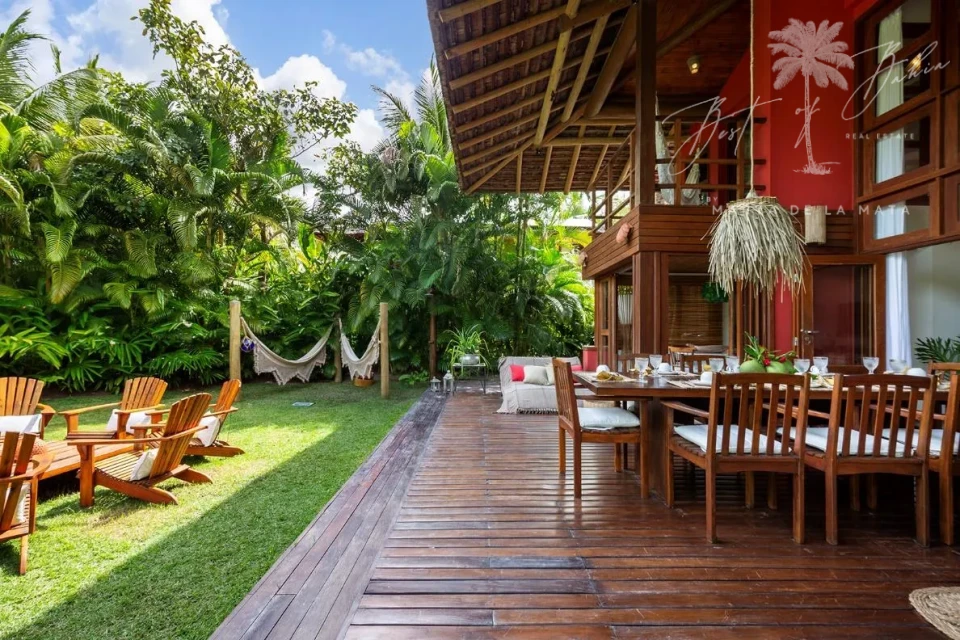 Imagens do imóveis ESPETACULAR CASA NO TERRA VISTA: 4 SUÍTES E CAMPO DE GOLFE