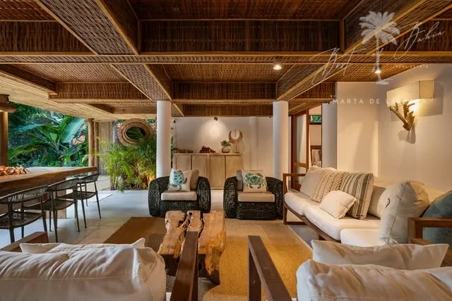 Imagens do imóveis CASA 53 NO TERRA VISTA: 4 SUÍTES E 2 SEMI NA NATUREZA, RUSTICIDADE, SOFISTICAÇÃO E LUXO.