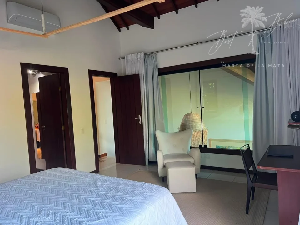Imagens do imóveis CASA COM 4 SUITES E PISCINA NO RESIDENCIAL  CORAIS DE ARRAIAL