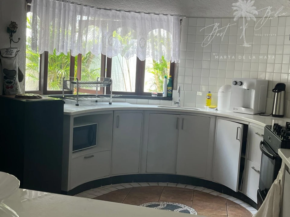 Imagens do imóveis ALUGA-SE VILLA HIBISCUS OCEAN – 5 SUÍTES, VISTA MAR E ACESSO DIRETO À PRAIA