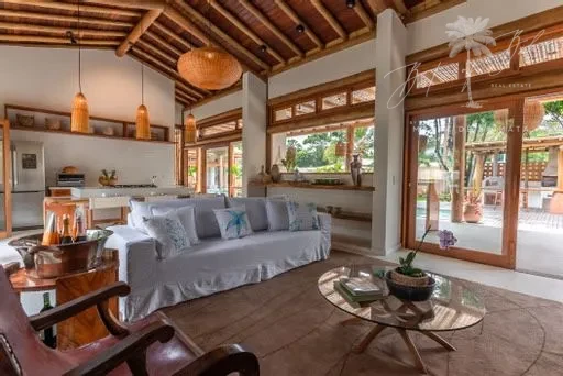 Imagens do imóveis CASA IPÊ DOURADO,  REFÚGIO  EXCLUSIVO COM 7 SUÍTES EM TRANCOSO.