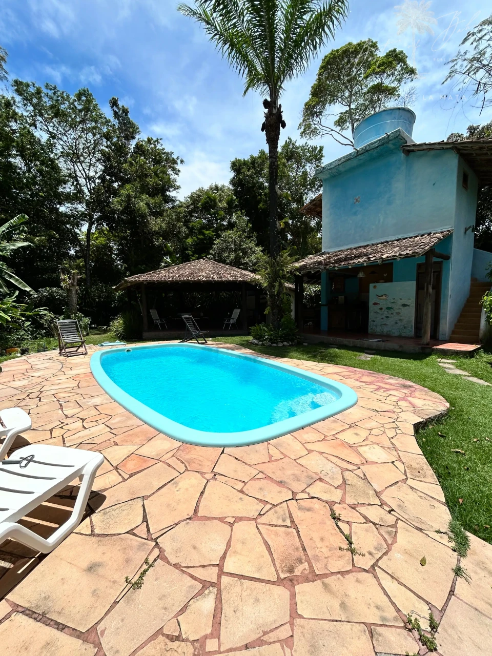 Imagens do imóveis ALUGA-SE VILLA PEGASUS – 3 SUÍTES, PISCINA E ÁREA GOURMET EM TRANCOSO