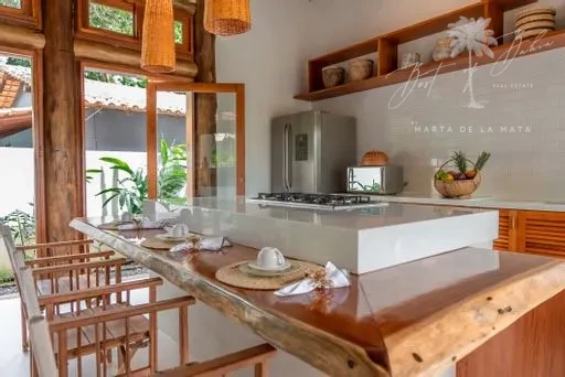 Imagens do imóveis CASA IPÊ DOURADO,  REFÚGIO  EXCLUSIVO COM 7 SUÍTES EM TRANCOSO.