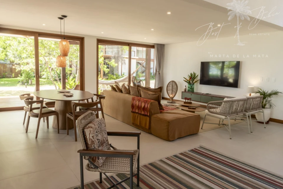 Imagens do imóveis CASA DE 6 SUITES EM CONDOMINIO DE LUXO PÉ NA AREIA COM VISTA PARA O MAR