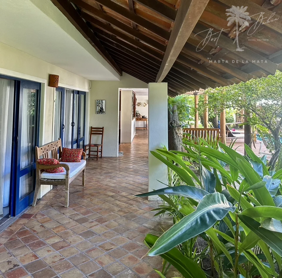 Imagens do imóveis Villa Joel — Casa com  6 quartos e 1 Suite , Piscina e Jacuzzi em Arraial d'Ajuda