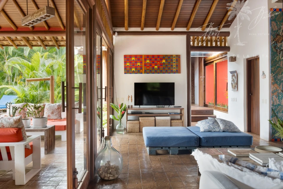 Imagens do imóveis CASA NO OUTEIRO DAS BRISAS – 4 SUÍTES, PISCINA E LOCALIZAÇÃO PRIVILEGIADA NA PRAIA DO ESPELHO