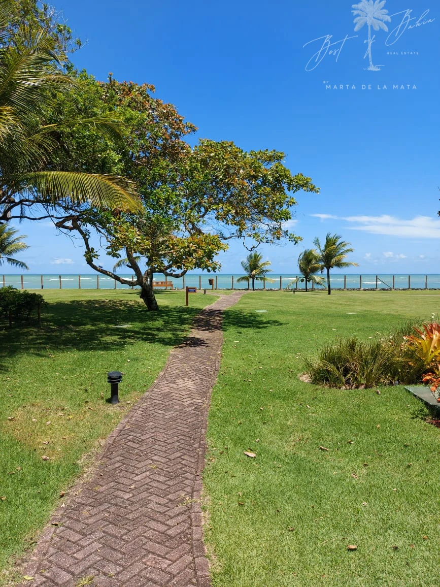 Imagens do imóveis CASA DE 7 SUITES EM CONDOMINO PE NA AREIA