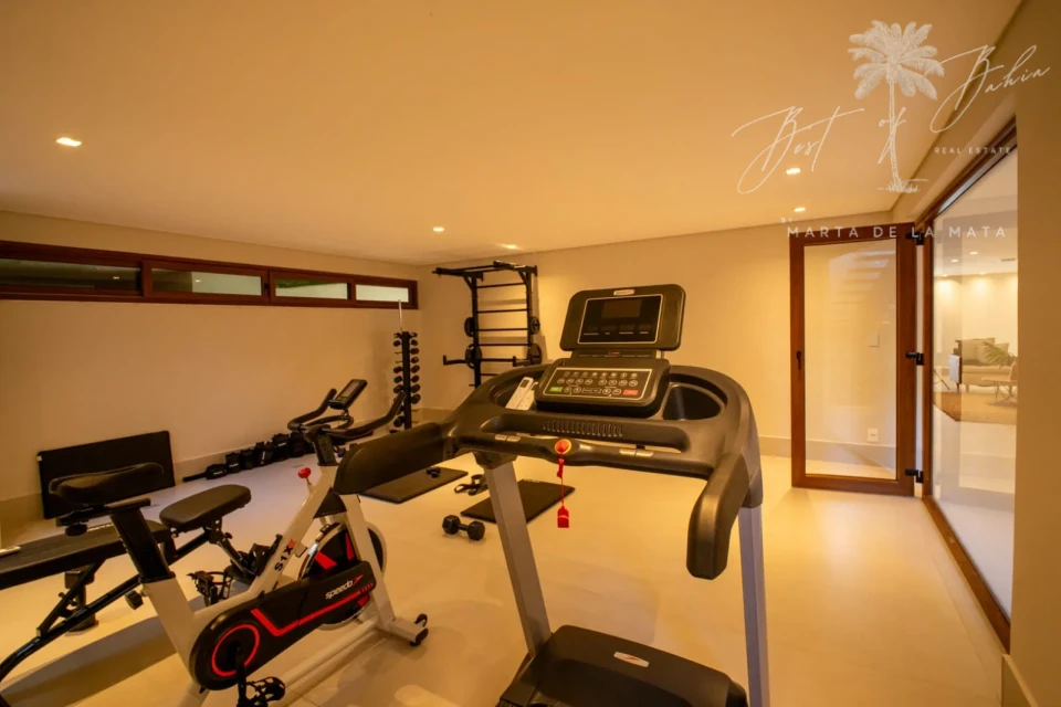 Imagens do imóveis Descubra a Casa Reserva dos Sonhos no Alto do Mucugê. Mansão exclusiva com 9 suítes, espetacular vista para o mar e mata, piscina infinita e spa.