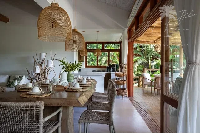 Imagens do imóveis CASA 53 NO TERRA VISTA: 4 SUÍTES E 2 SEMI NA NATUREZA, RUSTICIDADE, SOFISTICAÇÃO E LUXO.