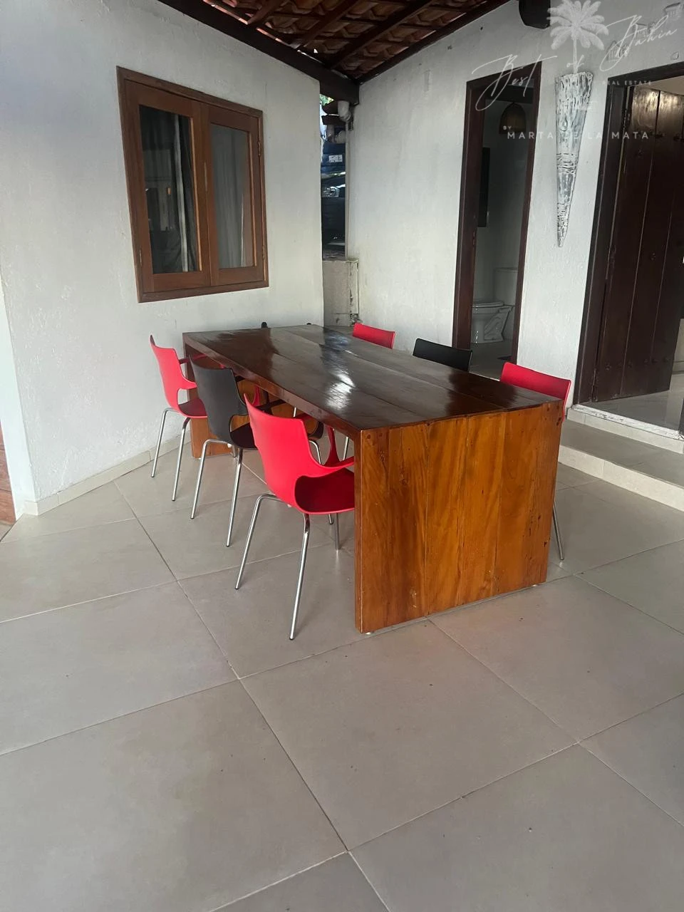 Imagens do imóveis ALUGA-SE VILLA HIBISCUS OCEAN – 5 SUÍTES, VISTA MAR E ACESSO DIRETO À PRAIA