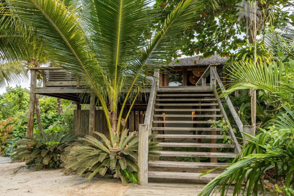 Imagens do imóveis CASA SANTA VIDA: LUXO EXCLUSIVO RODEADO DE NATUREZA E VISTA PARA O MAR - 9 SUÍTES E COM PRAIA PRIVATIVA!!
