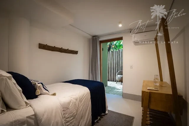 Imagens do imóveis CASA 53 NO TERRA VISTA: 4 SUÍTES E 2 SEMI NA NATUREZA, RUSTICIDADE, SOFISTICAÇÃO E LUXO.