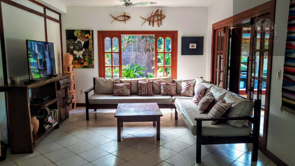 Imagens do imóveis CASA A 500 M DA PRAIA COM PISCINA E AREA GOURMET