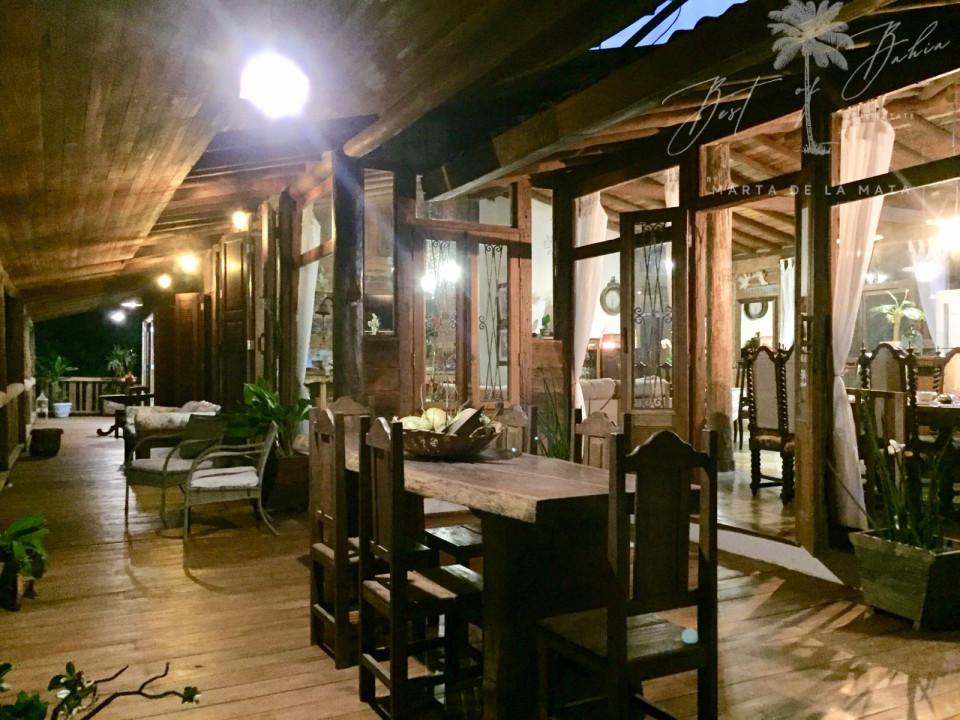 Imagens do imóveis ALUGUEL DE TEMPORADA DE CASA COM 4 SUITES, PISCINA, JACUZZI E A UMA QUADRA DO MAR