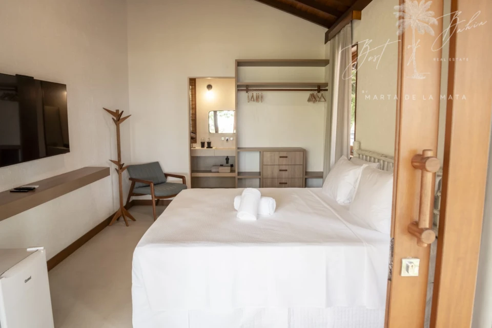Imagens do imóveis CASA DE 6 SUITES EM CONDOMINIO DE LUXO PÉ NA AREIA COM VISTA PARA O MAR