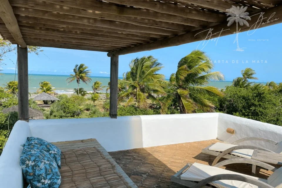 Imagens do imóveis CASA PÉ NA AREIA EM TRANCOSO COM 8 QUARTOS  PARA ATÉ 16 PESSOAS