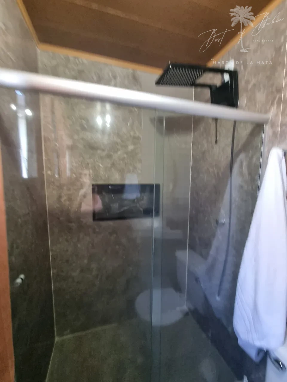 Imagens do imóveis Casa SolArMar:  À  Beira Mar  Com 2 Suítes E Piscina